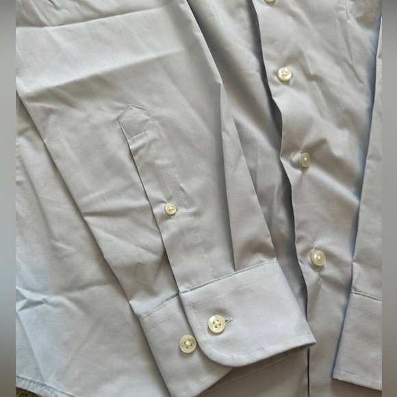 NWT Men’s Long Sleeve Button Down - Picture 4 of 5